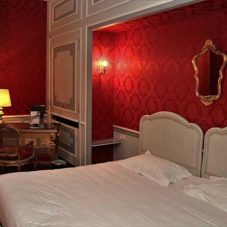 Hotel Le Regent Villers-Cotterêts Kültér fotó