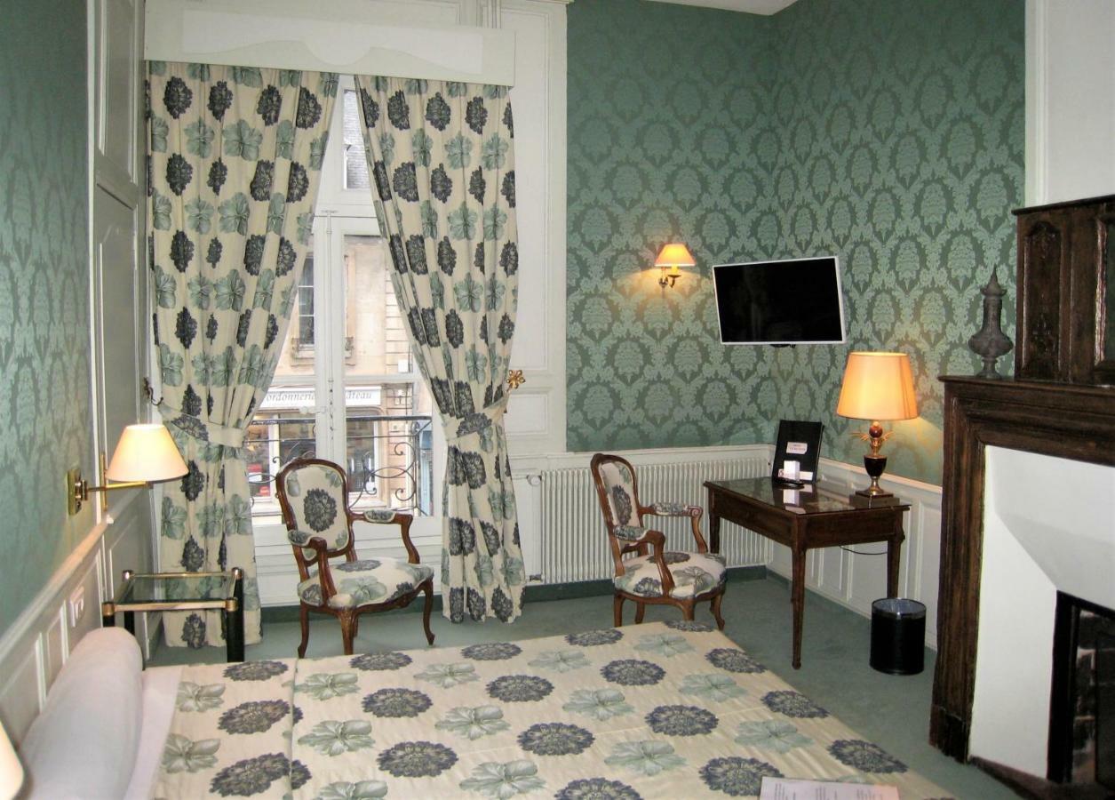 Hotel Le Regent Villers-Cotterêts Kültér fotó