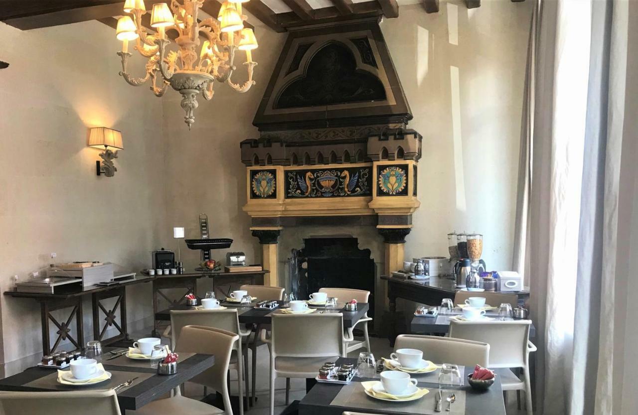 Hotel Le Regent Villers-Cotterêts Kültér fotó