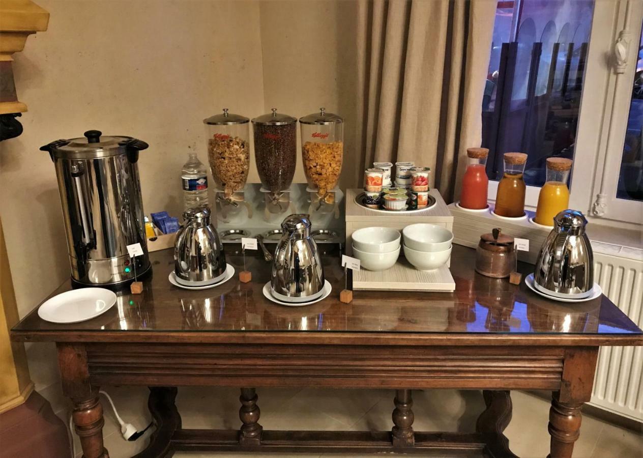 Hotel Le Regent Villers-Cotterêts Kültér fotó