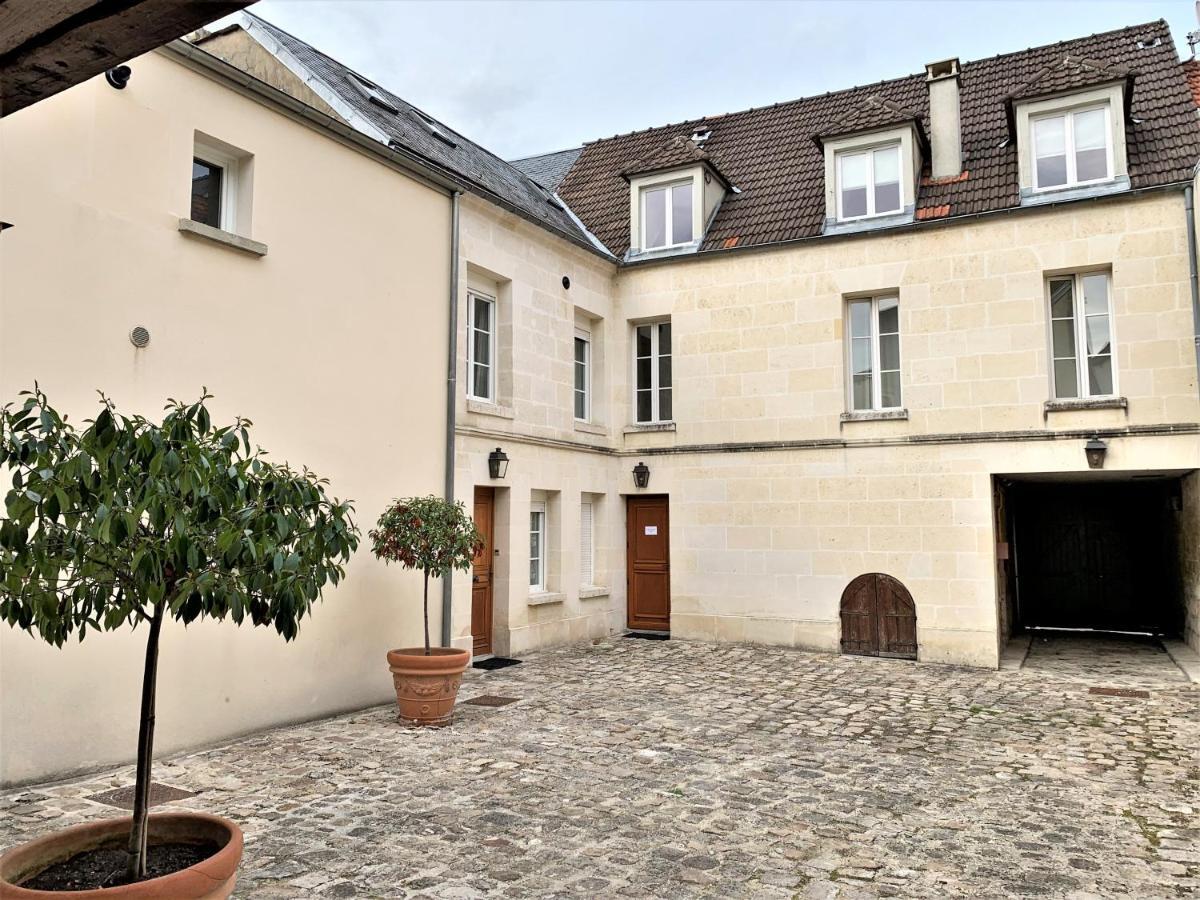 Hotel Le Regent Villers-Cotterêts Kültér fotó